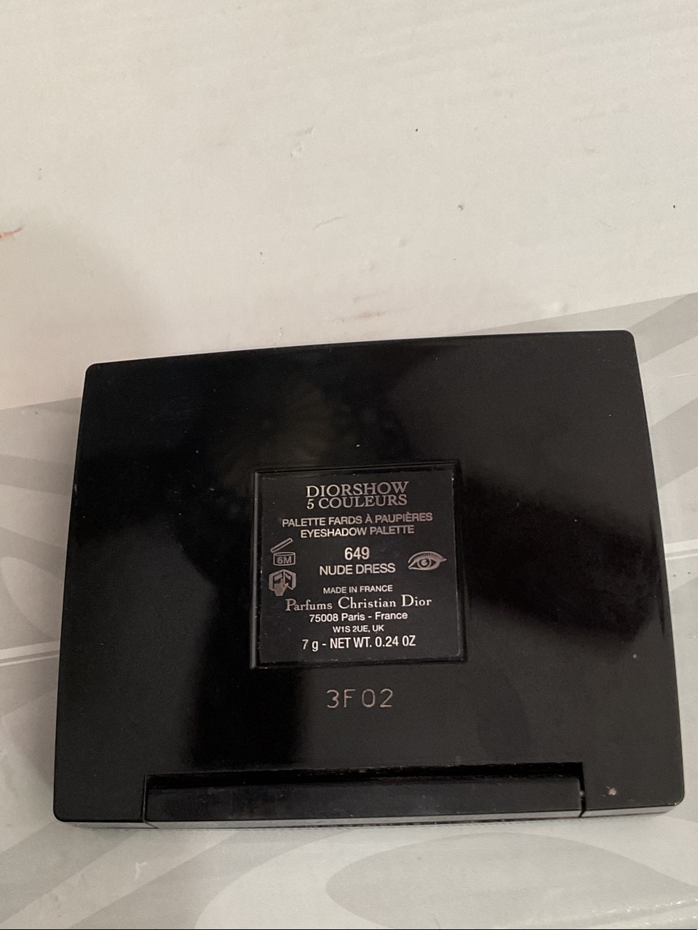 Dior Eyeshadow Palette — Peach, Bronze & Ivory Neutrals - Picture 3 of 3